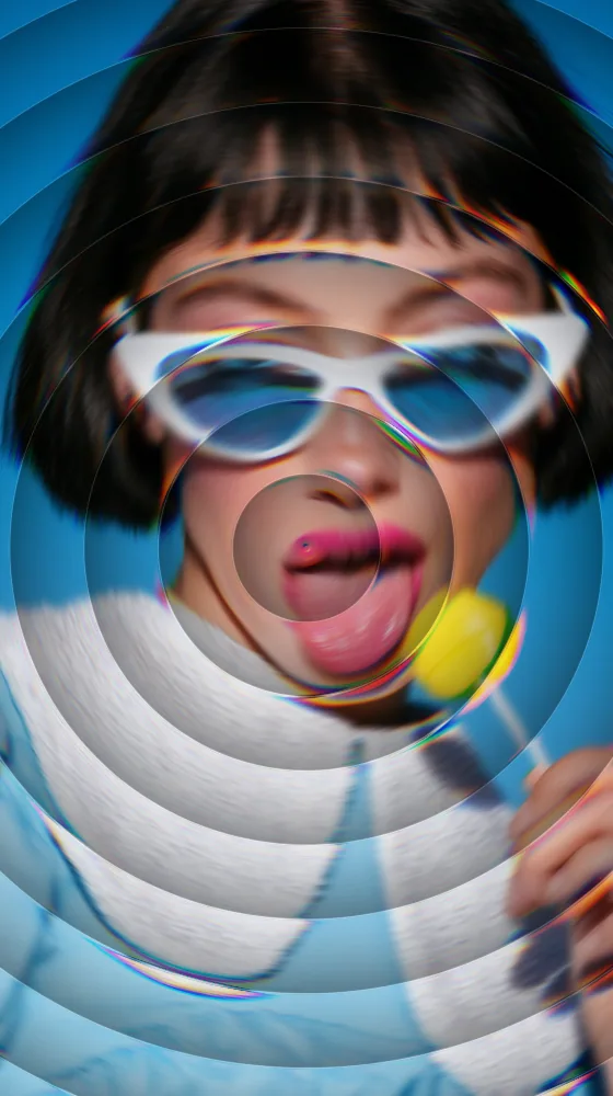 Reeded Glass Effect on a photo of a woman in white cat-eye sunglasses